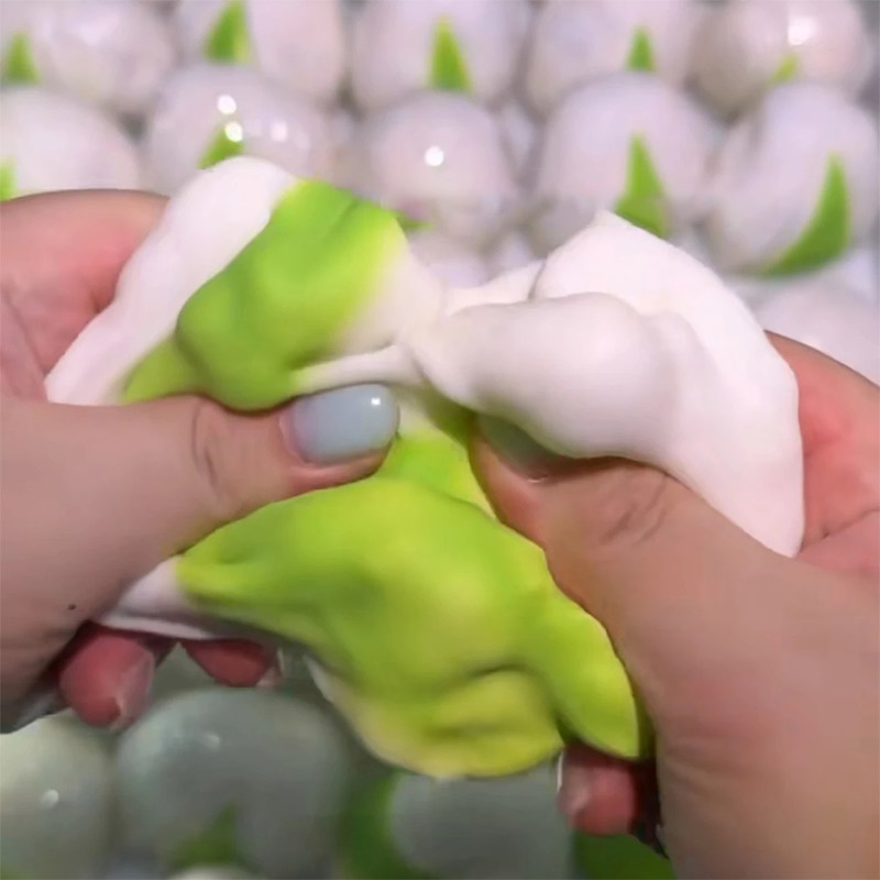Las pistachas se pelan a mano. - Crystal Growing Kit reseña y precio